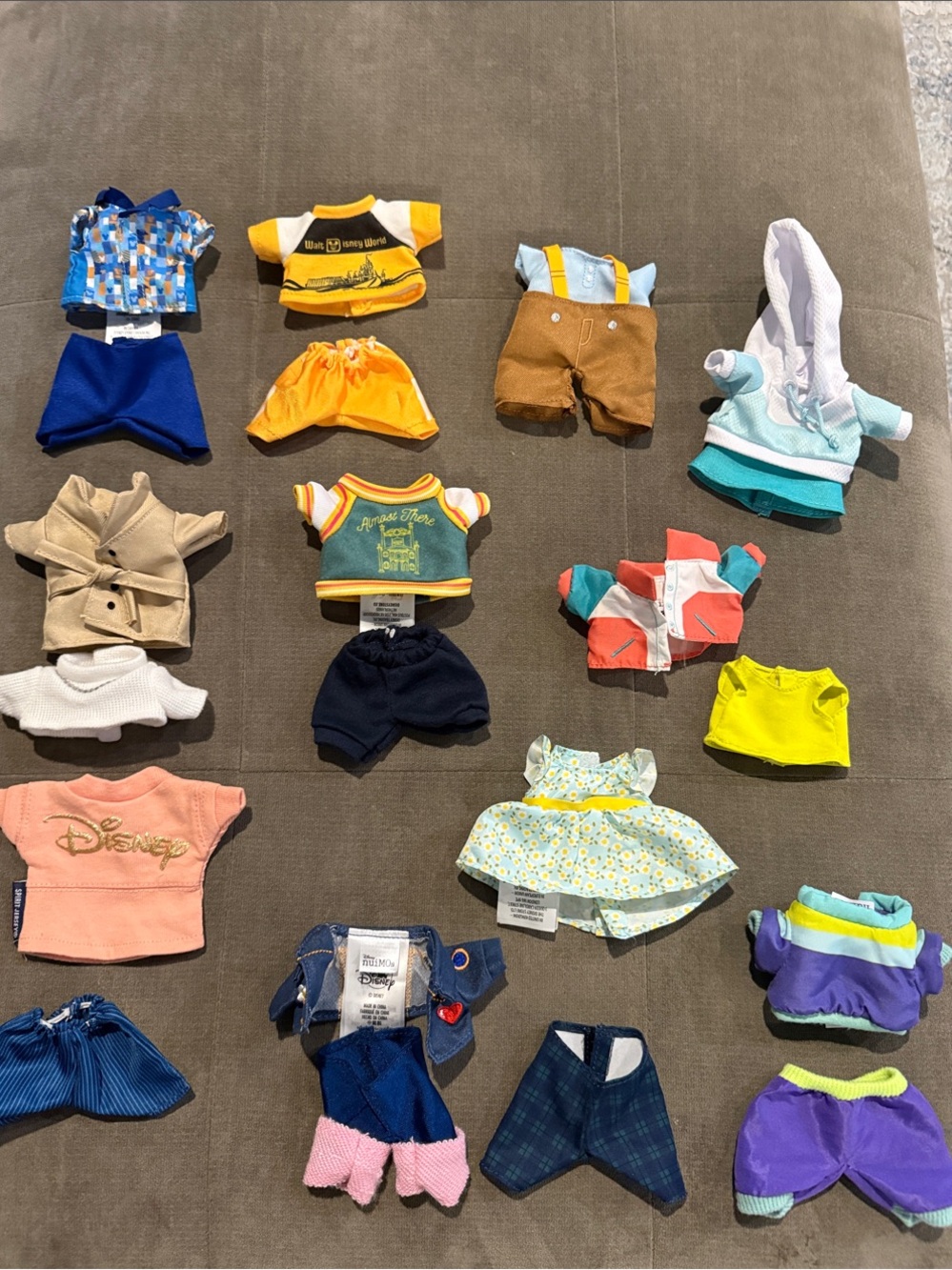 Disney nuiMOs Clothing Bundle - 21 Various Pieces